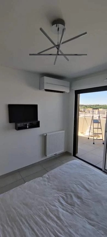 installation-dun-climatiseur-bi-split-Mitsubishi-12_12_11zon